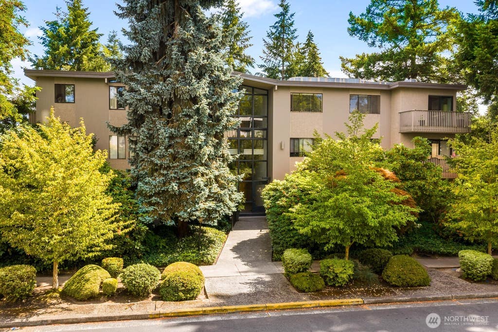 Photo of 9901 NE 4th Street #1, Bellevue, WA 98004 (MLS # 2558779)
