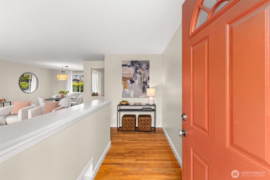 Photo of 10417 17th Avenue SW, Seattle, WA 98146 (MLS # 2529092)