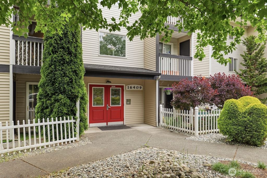 Photo of 16409 Currie Road SE #A308, Monroe, WA 98272 (MLS # 2527452)