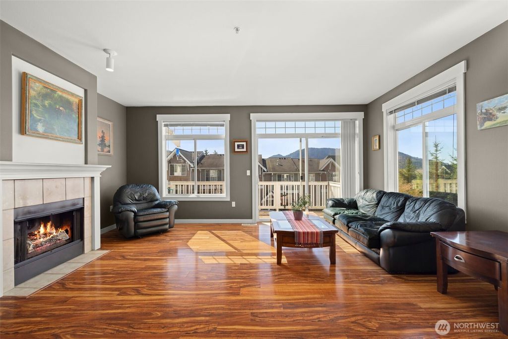 Photo of 23120 SE Black Nugget Road #E1, Issaquah, WA 98029 (MLS # 2501895)