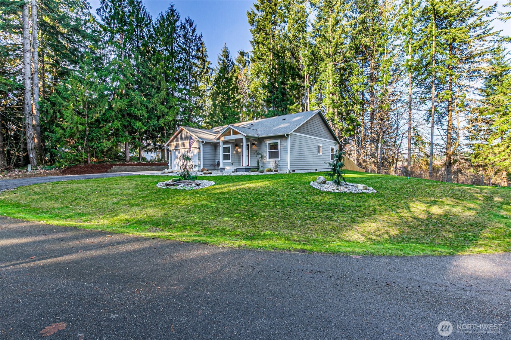 17501 Clearwood Boulevard SE