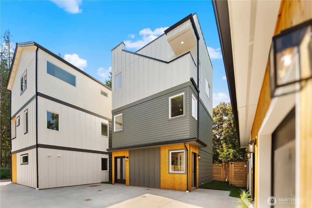 Photo of 2652 B NW 95th Street, Seattle, WA 98117 (MLS # 2583074)