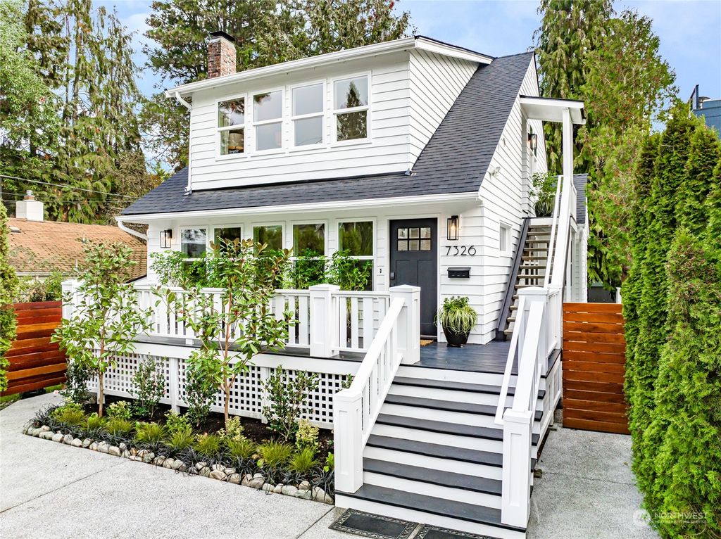 Photo of 7326 47th Avenue SW, Seattle, WA 98136 (MLS # 2170280)