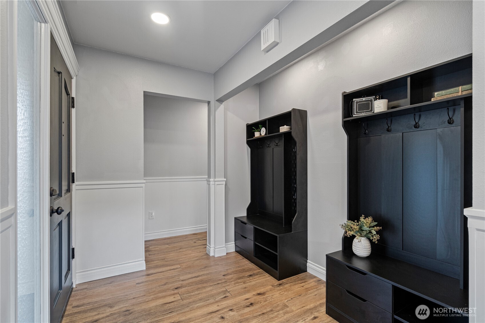 404 W Roanoke Street