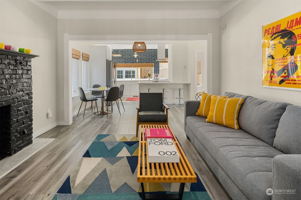 Photo of 5955 SW Andover Street, Seattle, WA 98116 (MLS # 2000602)