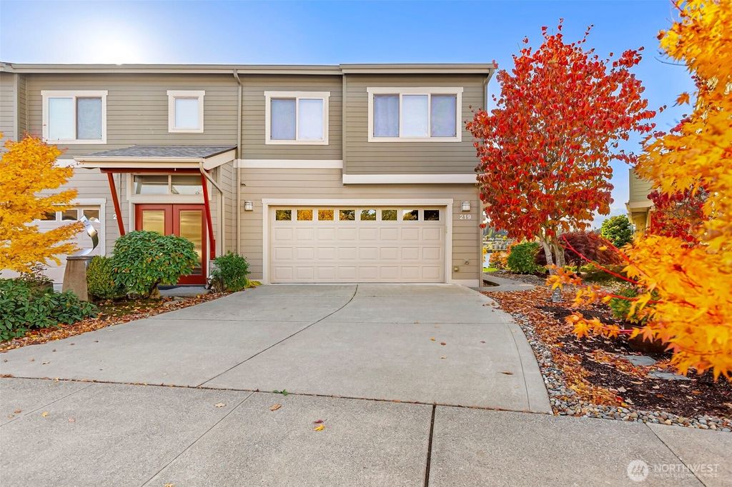 Photo of 219 Apple Street, Bremerton, WA 98310 (MLS # 2459497)