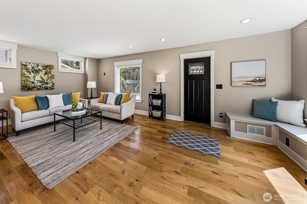 Photo of 9545 2nd Avenue NW, Seattle, WA 98117 (MLS # 2526934)