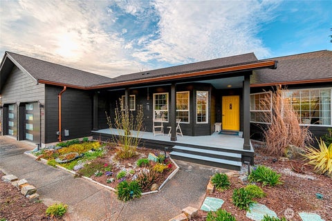 Photo of 1802 Fairview Court, Lynden, WA 98264 (MLS # 2557493)