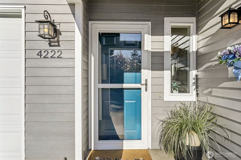 Photo of 4222 221st Place SE #1081, Issaquah, WA 98029 (MLS # 2439313)