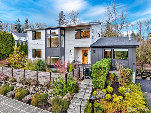 5242 NE 75th Street Seattle WA 98115