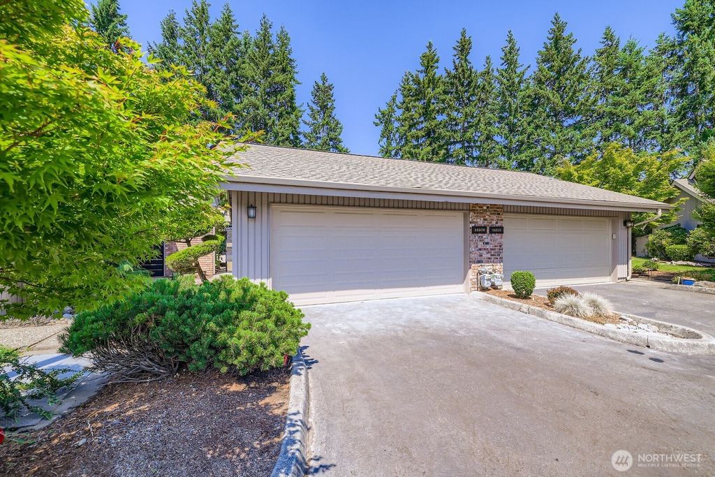 Photo of 14208 NE 2nd Place, Bellevue, WA 98007 (MLS # 2481811)