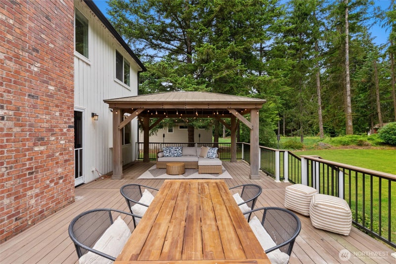 15813 SE 160th Place