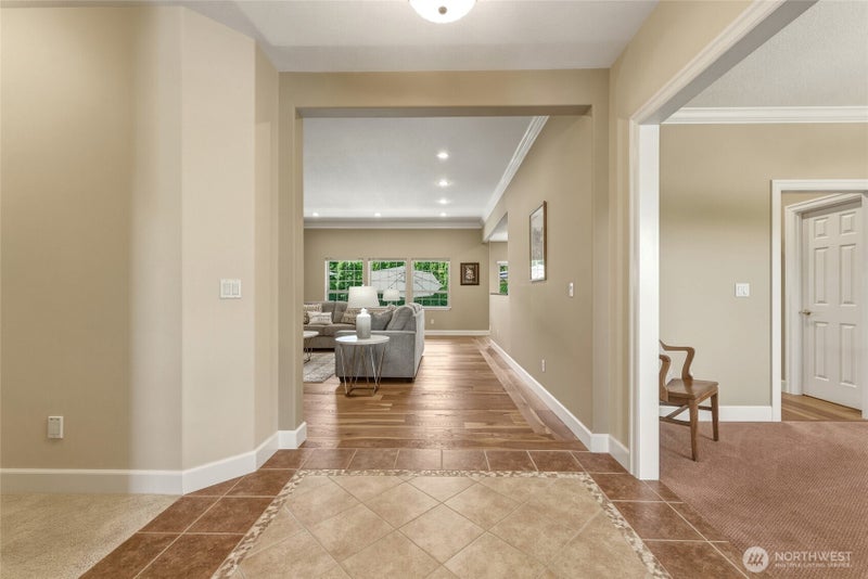 1875 SE Sunflower Court