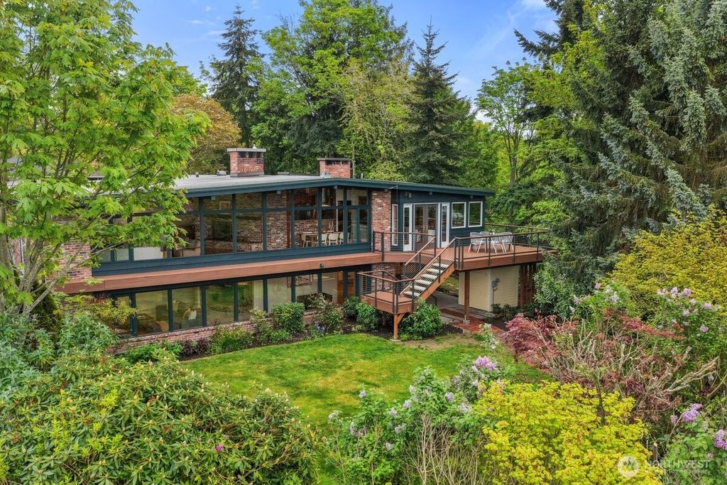 Photo of 11501 4th Avenue NW, Seattle, WA 98177 (MLS # 2507487)