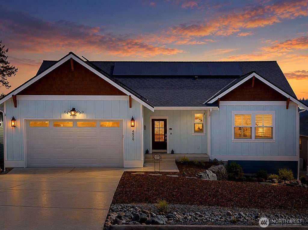 Photo of 4929 Harbor Hills Drive, Freeland, WA 98249 (MLS # 2585448)