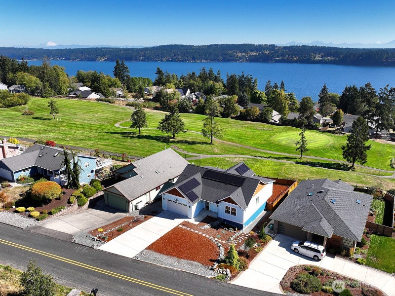 4929 Harbor Hills Drive
