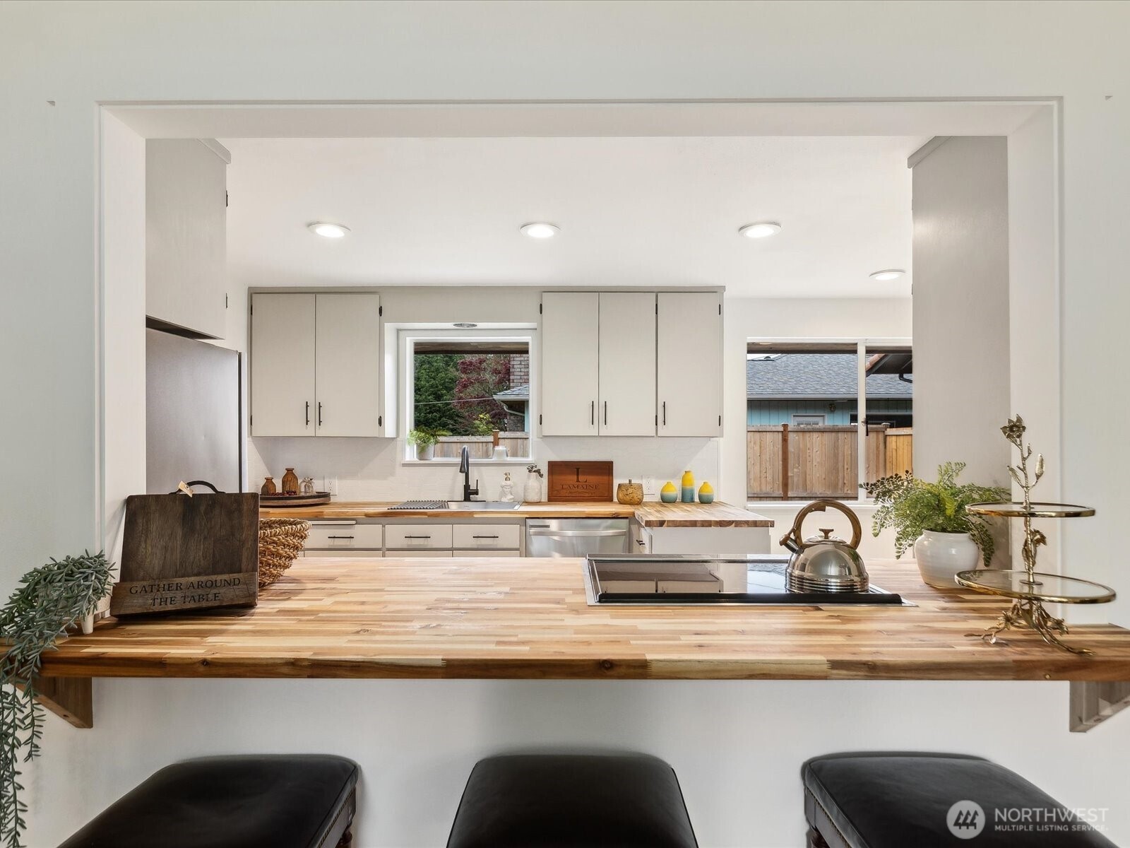 233 Highland Road