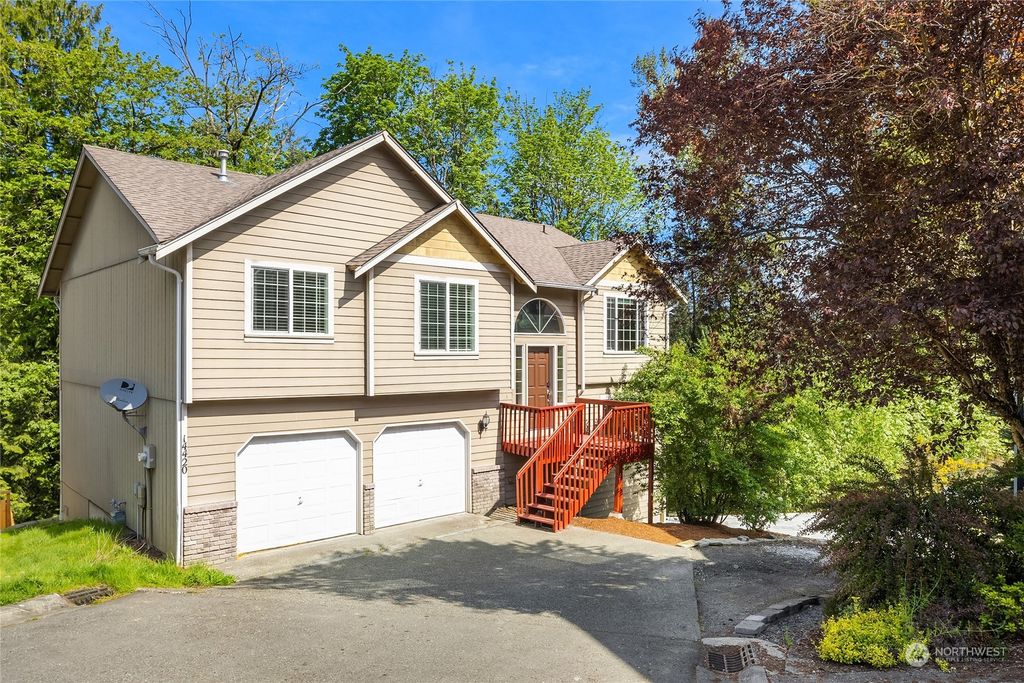 Photo of 14420 SE 188th Way, Renton, WA 98058 (MLS # 2069226)