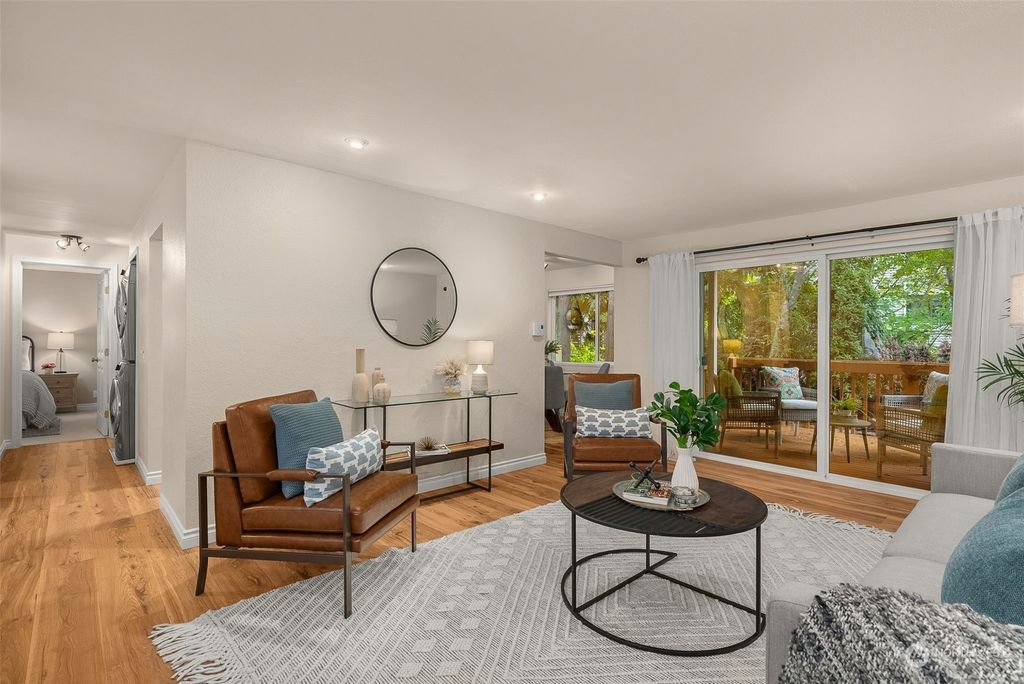 Photo of 17309 NE 45th Street #139, Redmond, WA 98052 (MLS # 2170912)