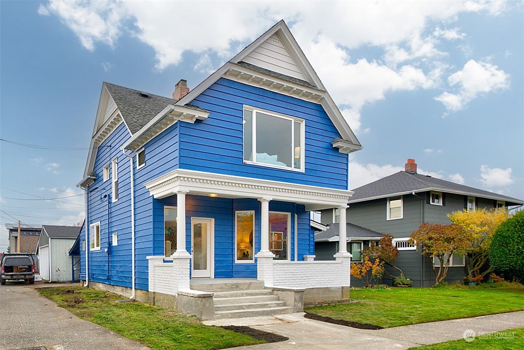 Photo of 1411 20th Street, Everett, WA 98201 (MLS # 2179181)