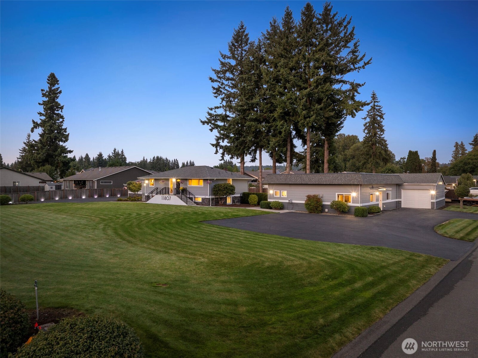 11807 51st Avenue NE