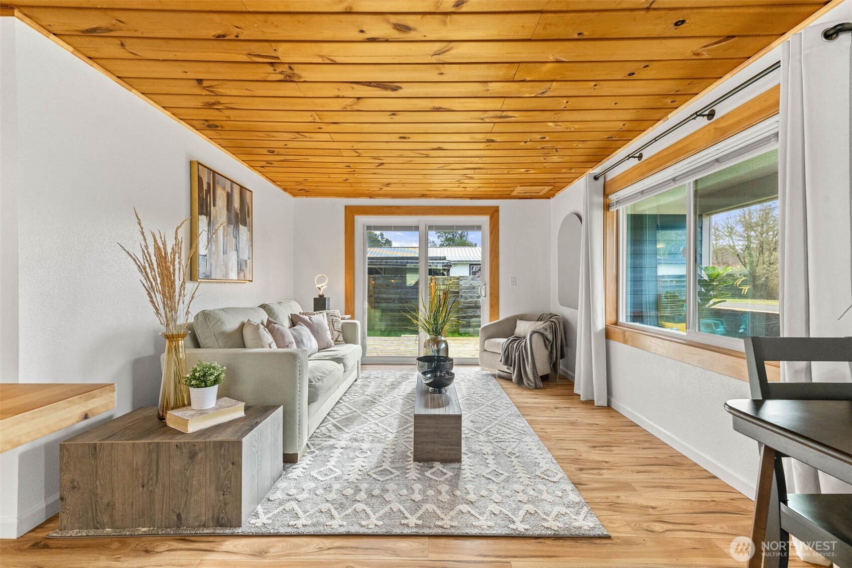 2316 S Pleasant Drive