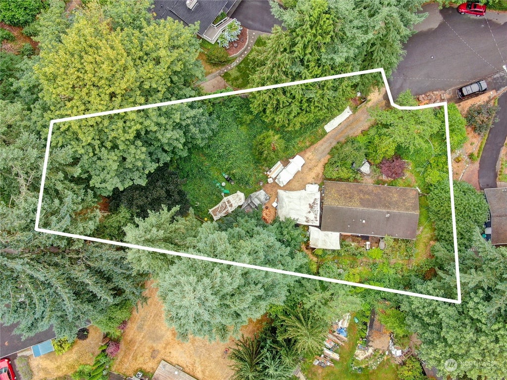 Photo of 15811 180th Avenue NE, Woodinville, WA 98072 (MLS # 2140102)