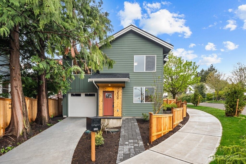 Photo of 2509 N 42nd Street, Seattle, WA 98103 (MLS # 2513049)