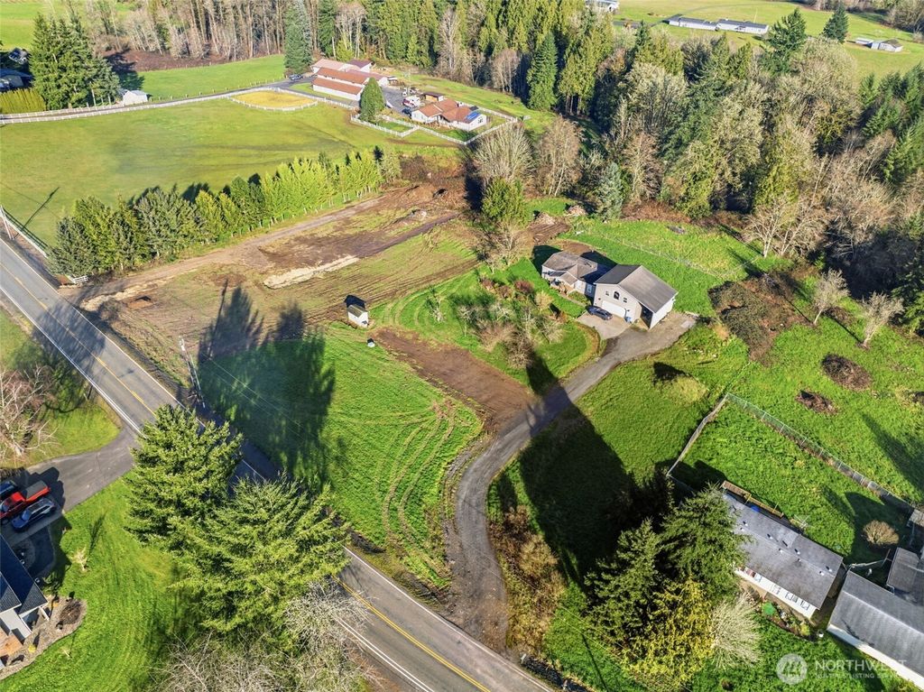 Photo of 334 Sandy Bend Road, Castle Rock, WA 98611 (MLS # 2479874)