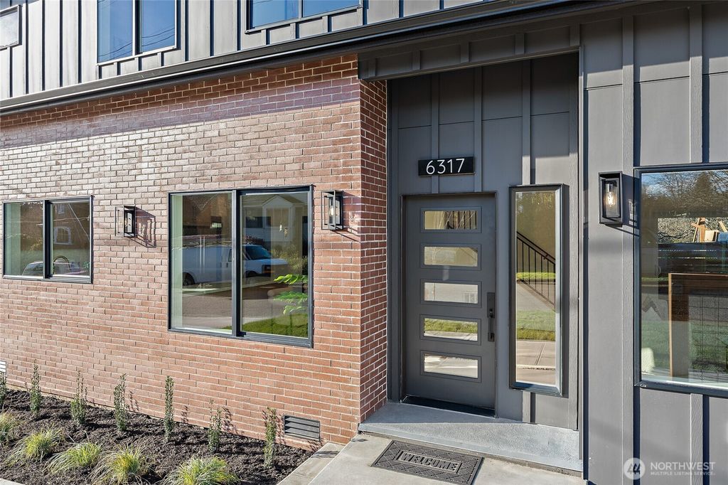 Photo of 6317 9th Avenue NW, Seattle, WA 98107 (MLS # 2472598)