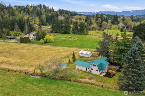 Photo of 38207 SE 45th Place, Snoqualmie, WA 98065 (MLS # 2506986)