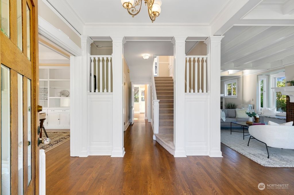 Photo of 4106 SW Findlay Street, Seattle, WA 98136 (MLS # 2244689)