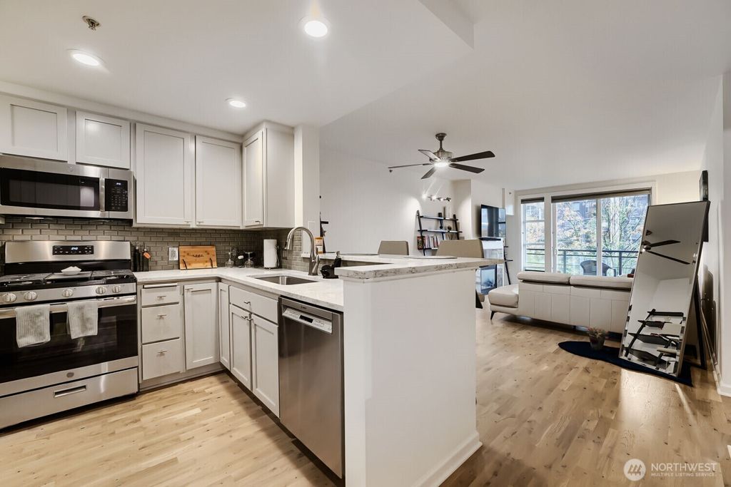 Photo of 2607 Western Avenue #355, Seattle, WA 98121 (MLS # 2508120)