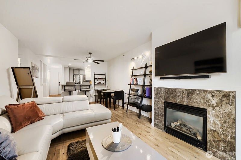 2607 Western Avenue 355
