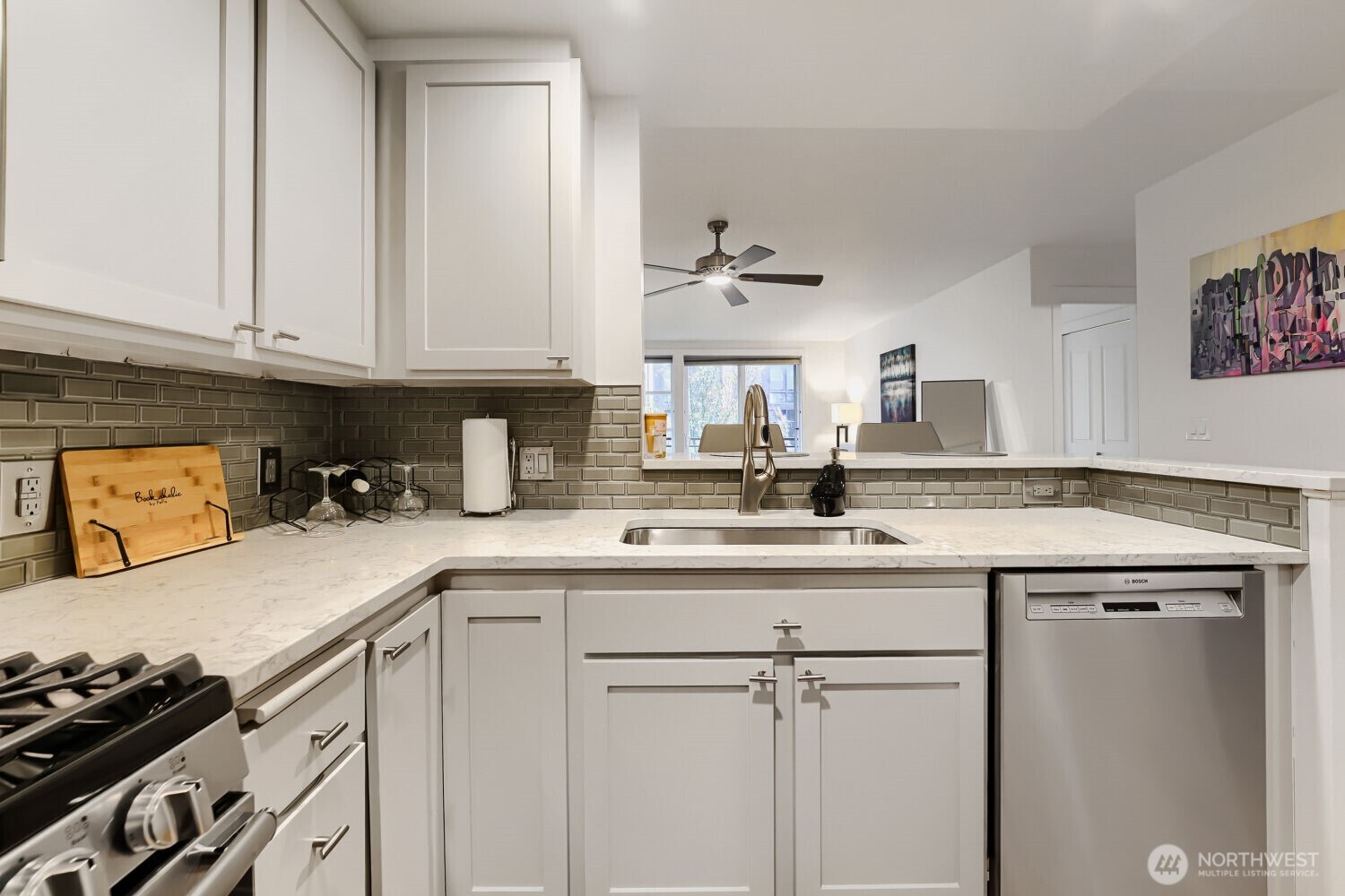 2607 Western Avenue 355