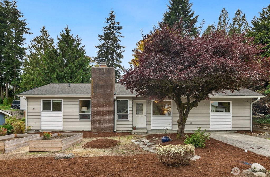 Photo of 2418 74th Street SE, Everett, WA 98203 (MLS # 2585475)