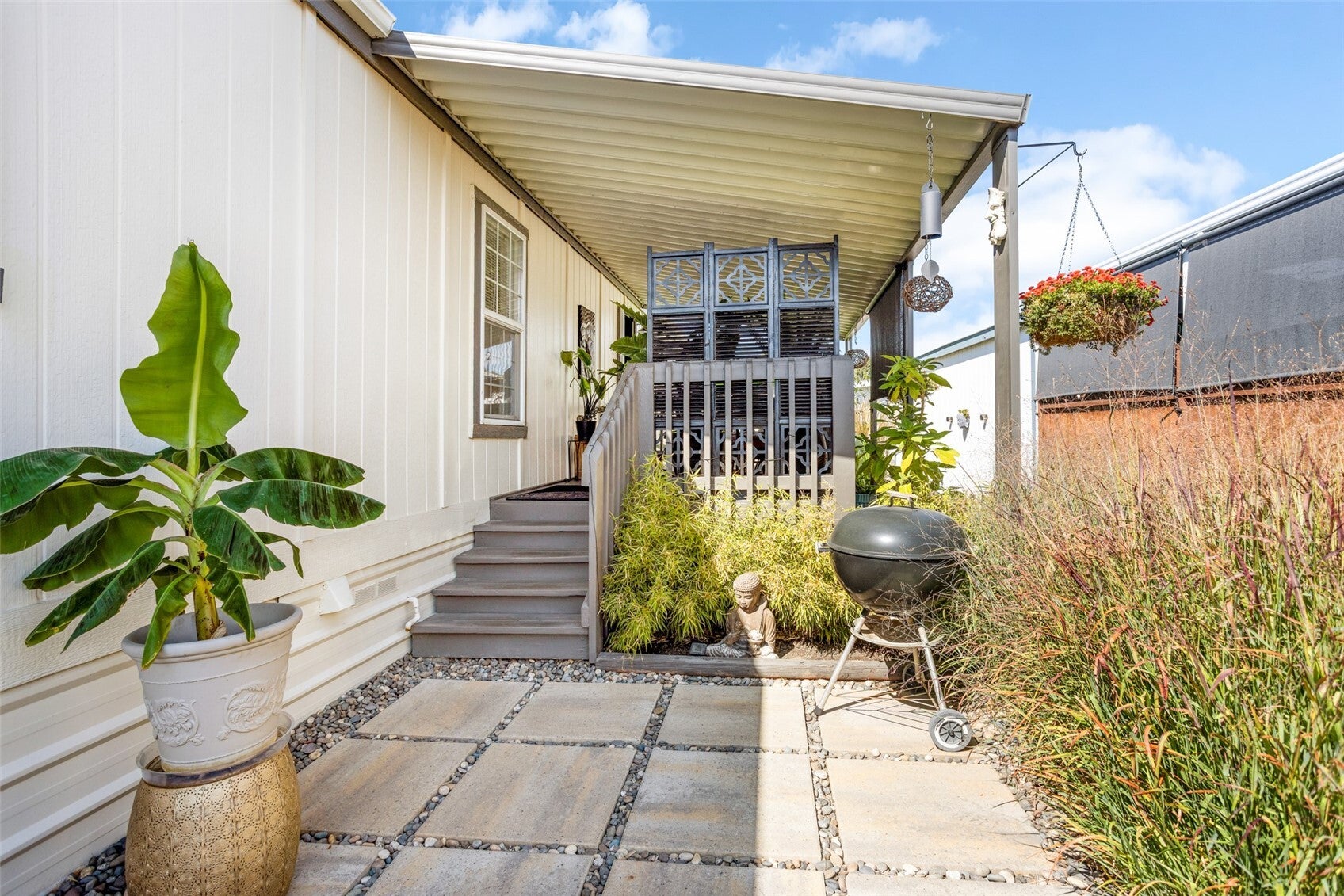 1422 Garnet Street