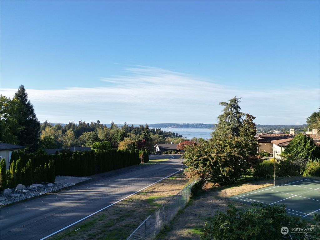 Photo of 9808 NE 33rd Street, Bellevue, WA 98004 (MLS # 2297787)