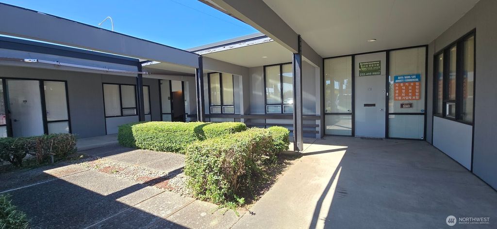 Photo of 30640 Pacific Hwy Highway S, Federal Way, WA 98003 (MLS # 2481082)