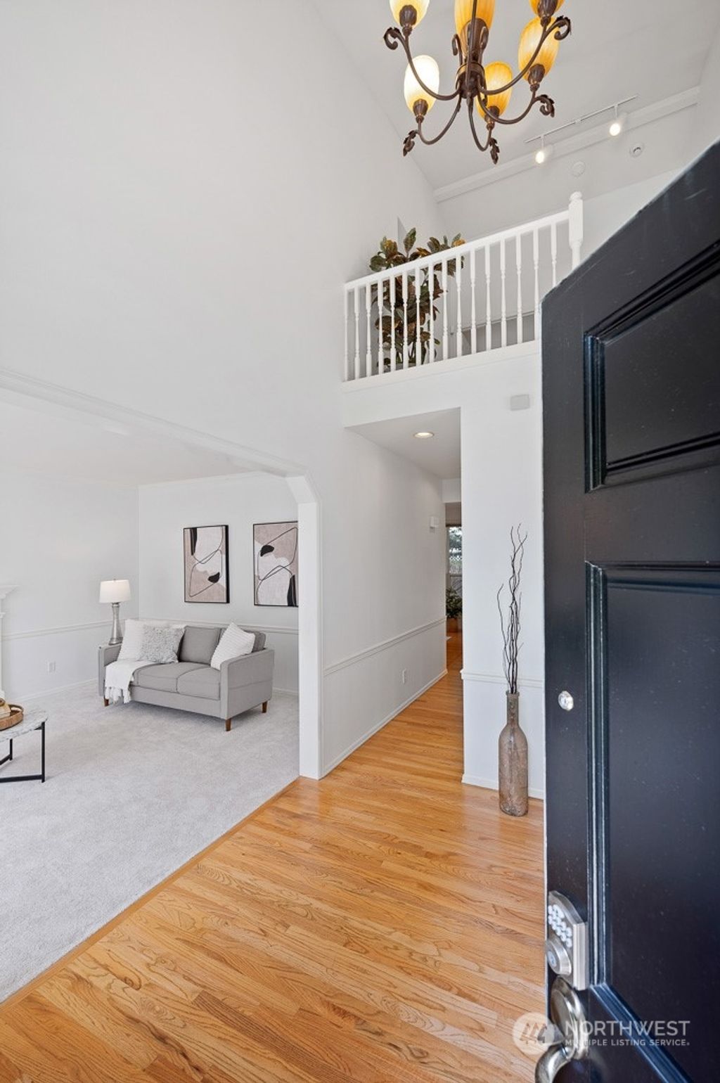 Photo of 22748 SE 27th Street, Sammamish, WA 98075 (MLS # 2060390)