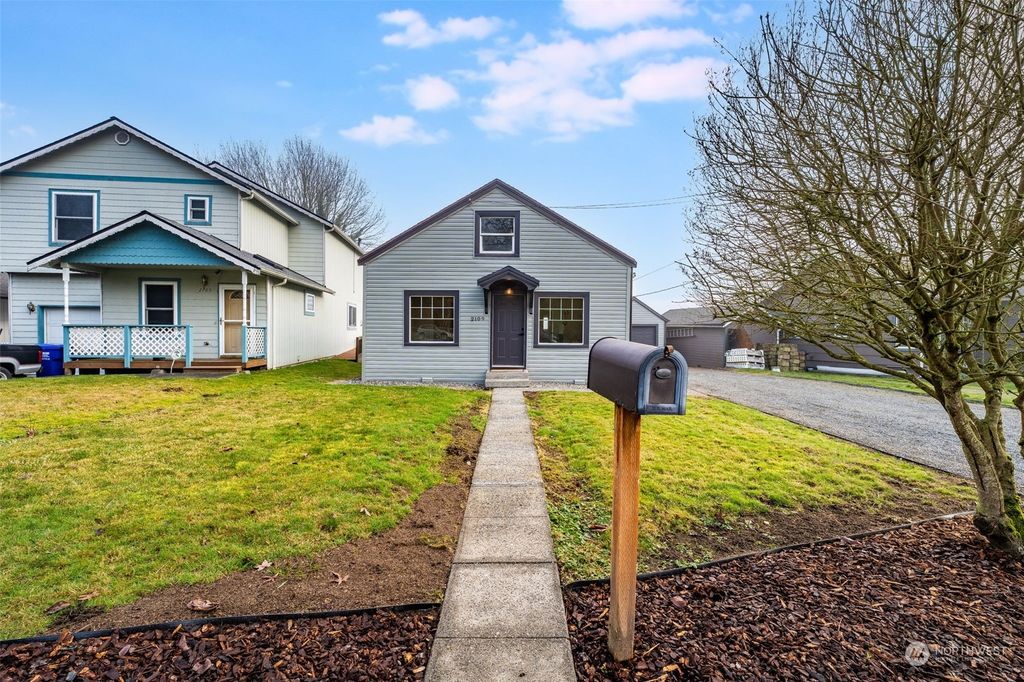 Photo of 2109 E GRAND Avenue, Everett, WA 98201 (MLS # 2325413)