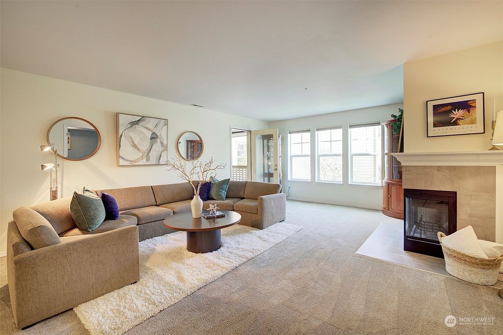 Photo of 4081 224th Lane SE #201, Issaquah, WA 98029 (MLS # 2219474)