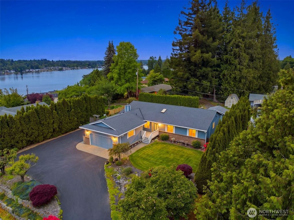 Photo of 11715 7th Place SE, Lake Stevens, WA 98258 (MLS # 2526443)