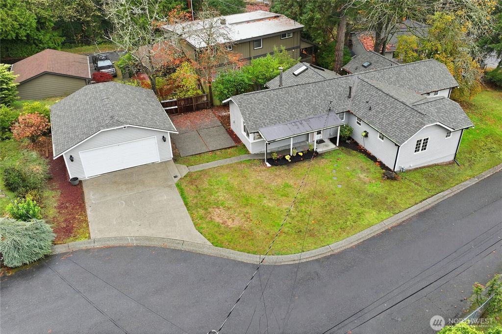 Photo of 2482 NE 183rd Lane, Shoreline, WA 98155 (MLS # 2446414)