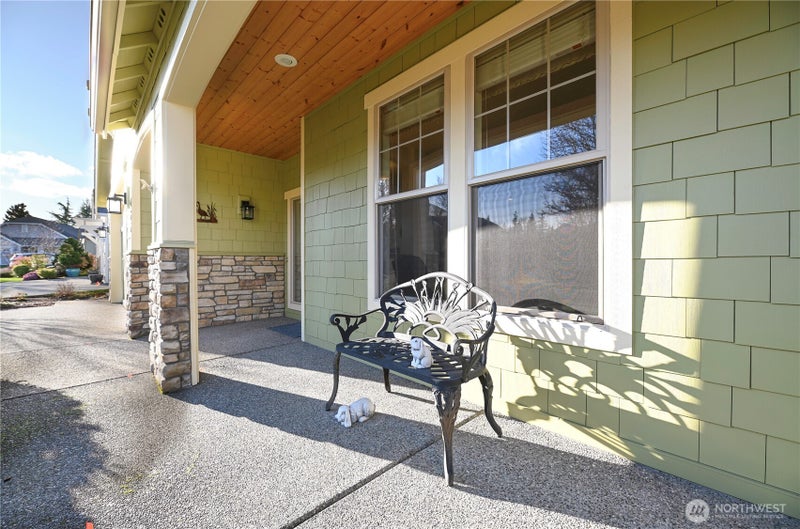 965 Chestnut Loop