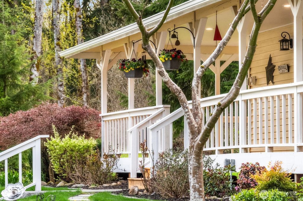 Photo of 31419 NE 155th Street, Duvall, WA 98019 (MLS # 2358062)