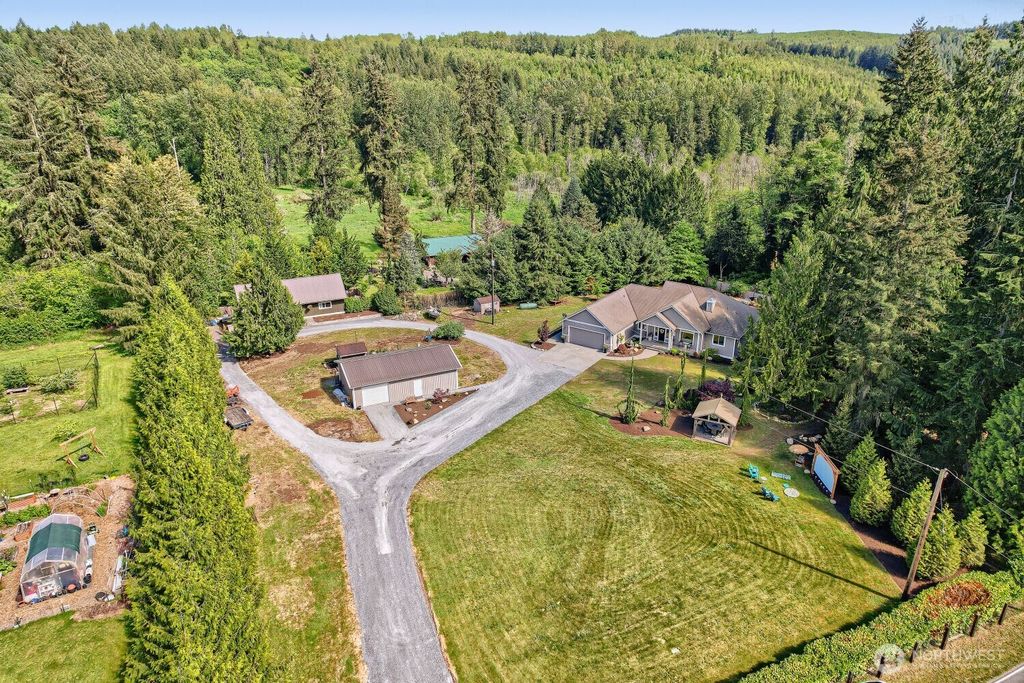 Photo of 417 N Carpenter Road, Snohomish, WA 98290 (MLS # 2526697)