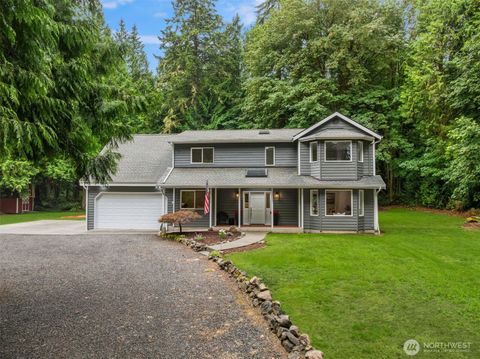 Photo of 9067 Hidden Cove Road NE, Bainbridge Island, WA 98110 (MLS # 2553179)