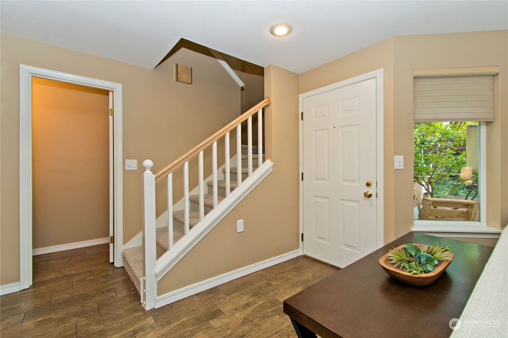 Photo of 6945 NE 170th Street, Kenmore, WA 98028 (MLS # 2136033)