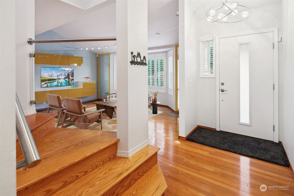 Photo of 5421 111th Place SW, Mukilteo, WA 98275 (MLS # 2324551)